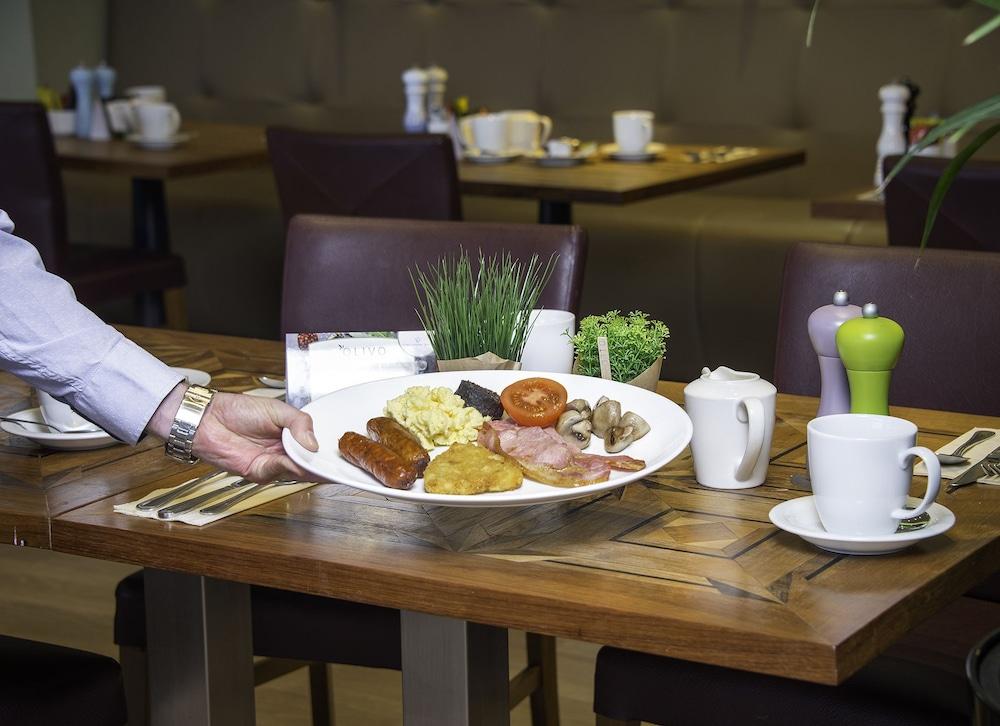 Cork Airport Hotel Екстер'єр фото