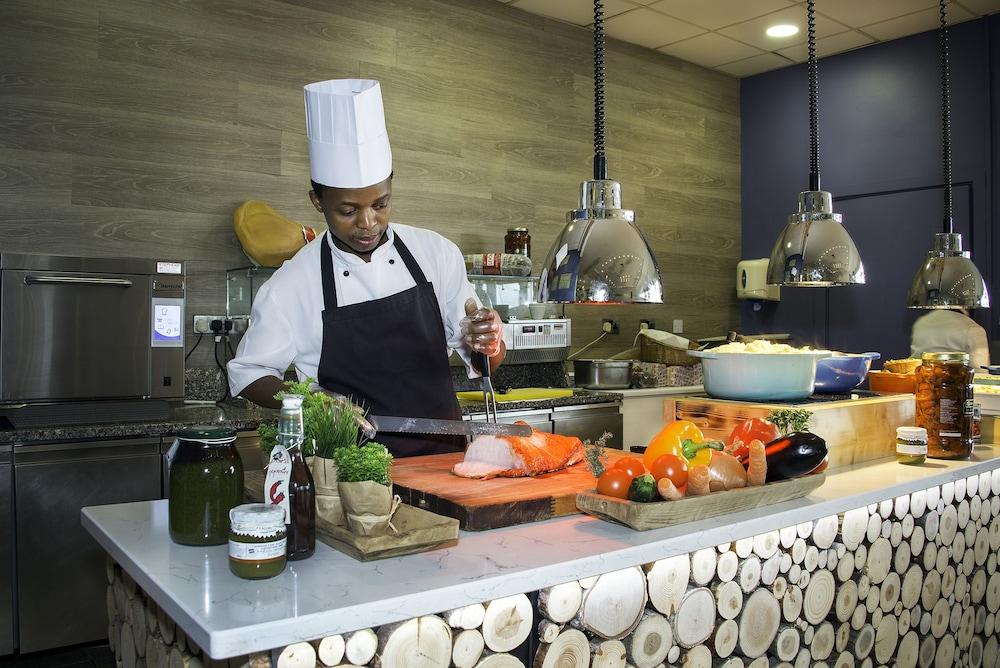 Cork Airport Hotel Екстер'єр фото