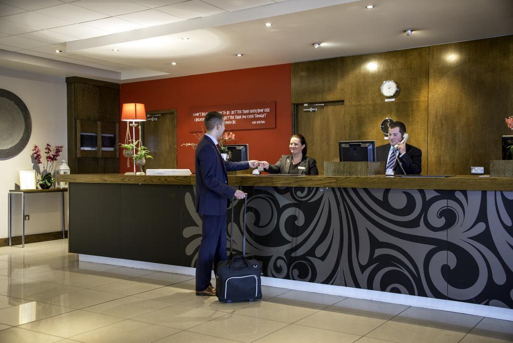 Cork Airport Hotel Екстер'єр фото